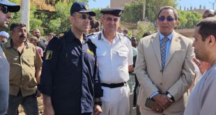 محافظ قنا يتفقد موقع الحادث