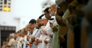 صلاة الجمعة_أرشيفية