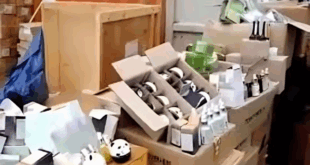 مستحضرات تجميل_أرشيفية