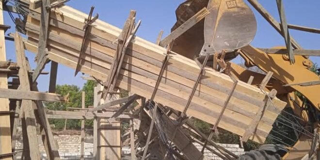 حملات مكثفة بقنا لإزالة التعديات