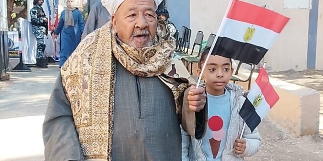 مفتش سابق بالأزهر وحفيدته