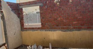 إزالة دور سادس مخالف بحي سيدي عمر في قنا