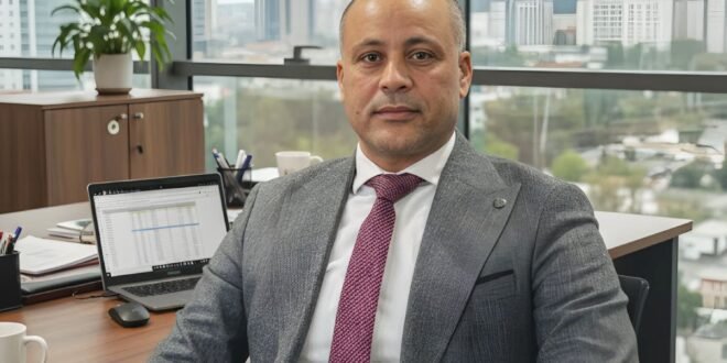 الاستاذ حسن القط