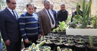 رئيس جامعة قنا يفتتح المجزر الآلي للدواجن