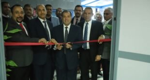 رئيس جامعة قنا يفتتح قسم طب وجراحة العيون