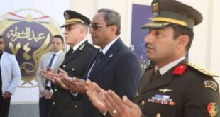 محافظ قنا ومدير الأمن