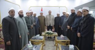 محافظ قنا ووفد الأزهر