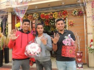احتفال الصديقان بعيد الحب في نجع حمادي