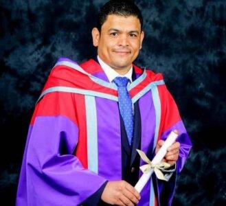 أحمد إبراهيم عثمان