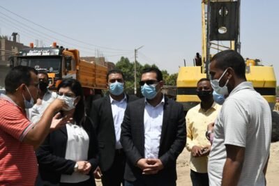 نائب محافظ قنا يتفقد كوبري أبوتشت