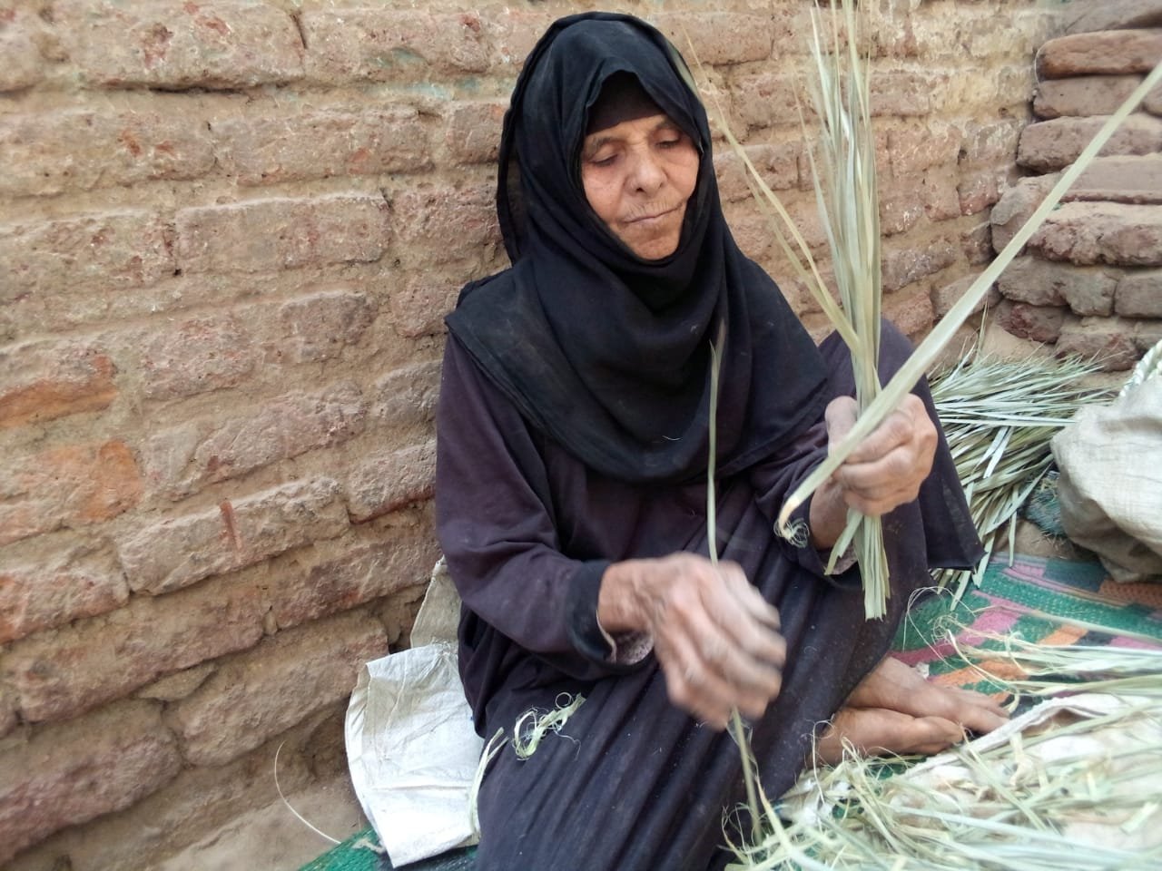 صناعة المقاطف في قنا