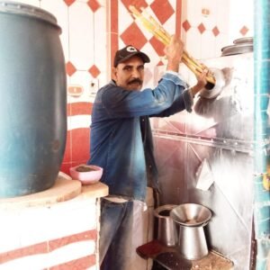 بائع عصير القصب في أبوتشت