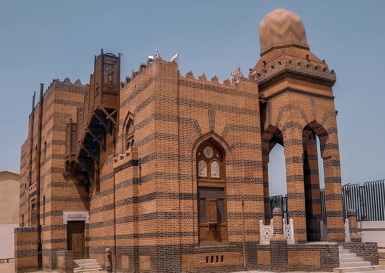 القصور اليوسفية