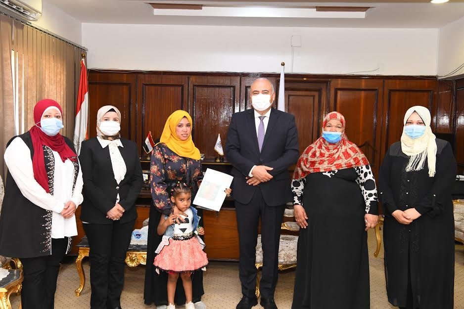 اثبات نسب طفلة في قنا