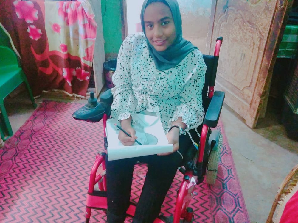 وفاء طالبة الاعدادية في قنا