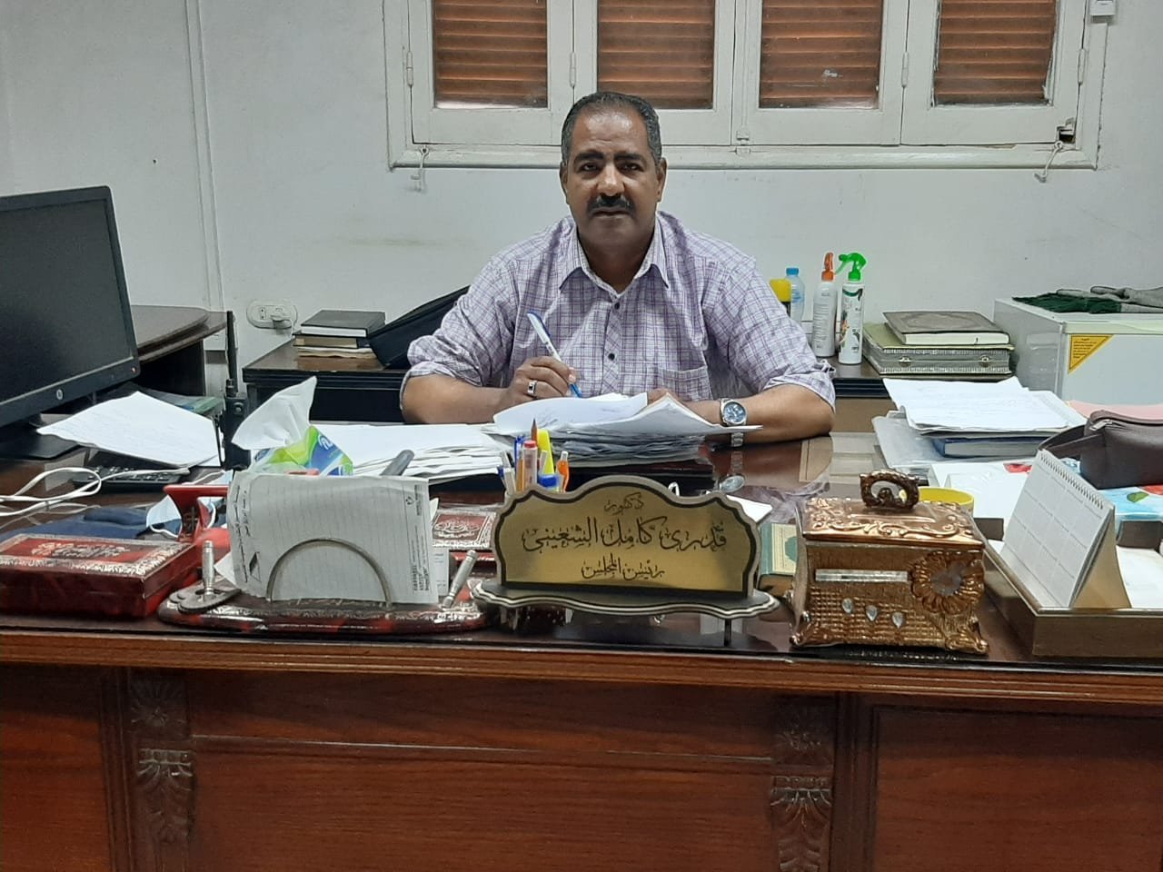 رئيس مدينة أبوتشت