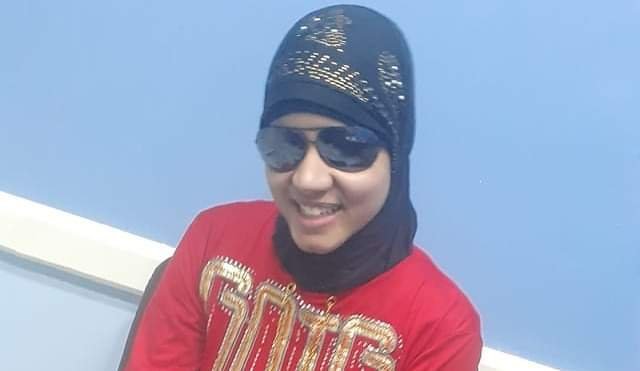 فتاة مركز قفط في قنا