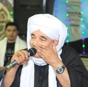 الشيخ أمين الدشناوي ريحانة المداحلين