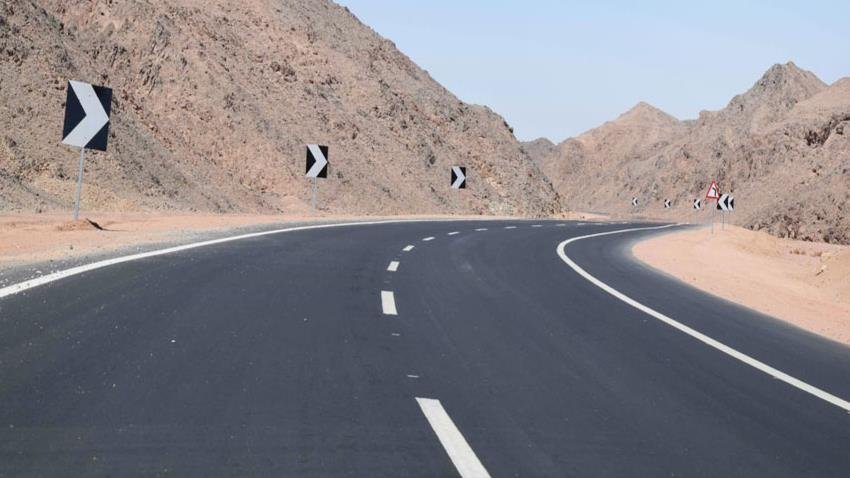 حادث على طريق قنا