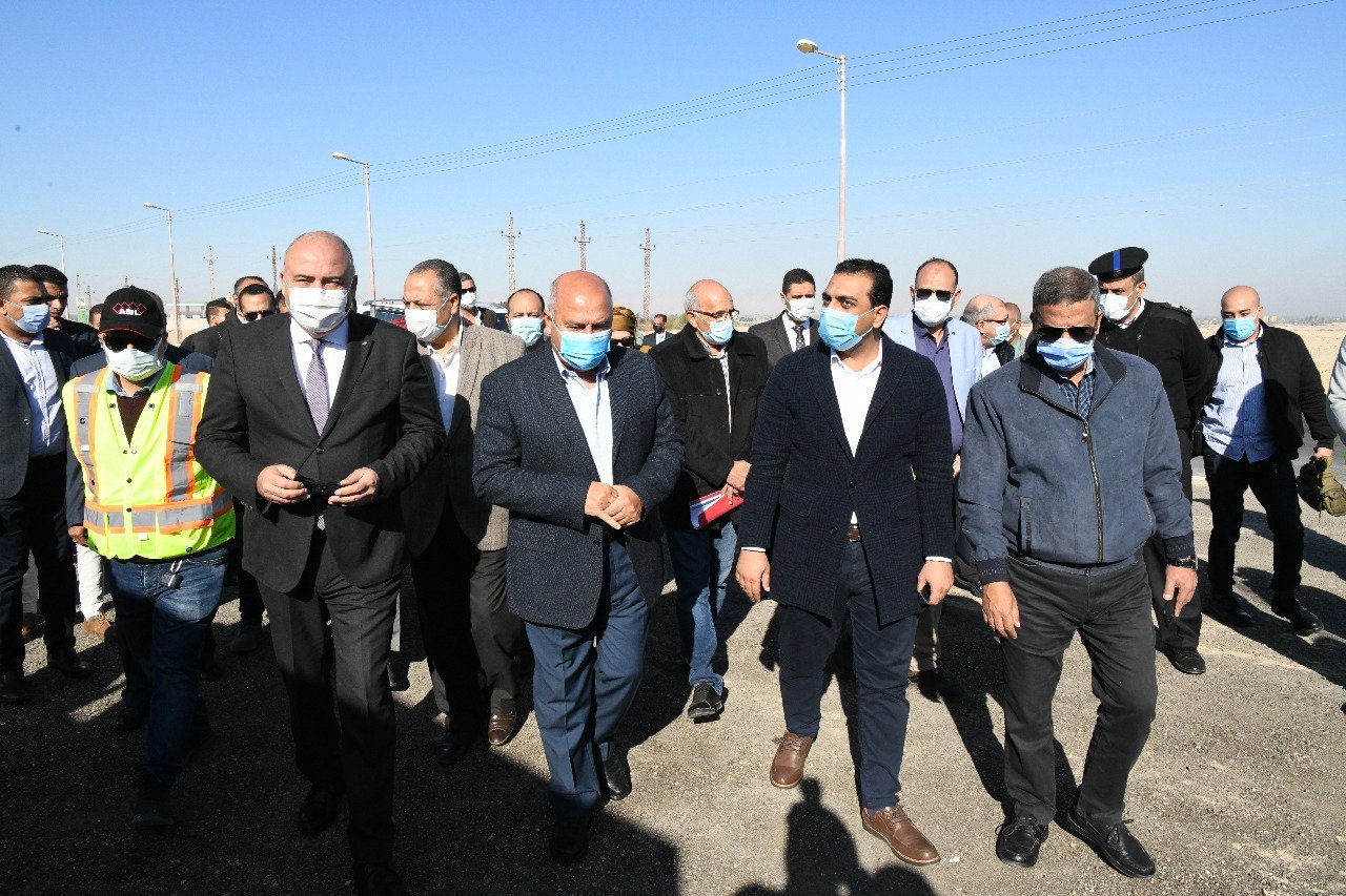 مشروع إزدواج طريق قنا