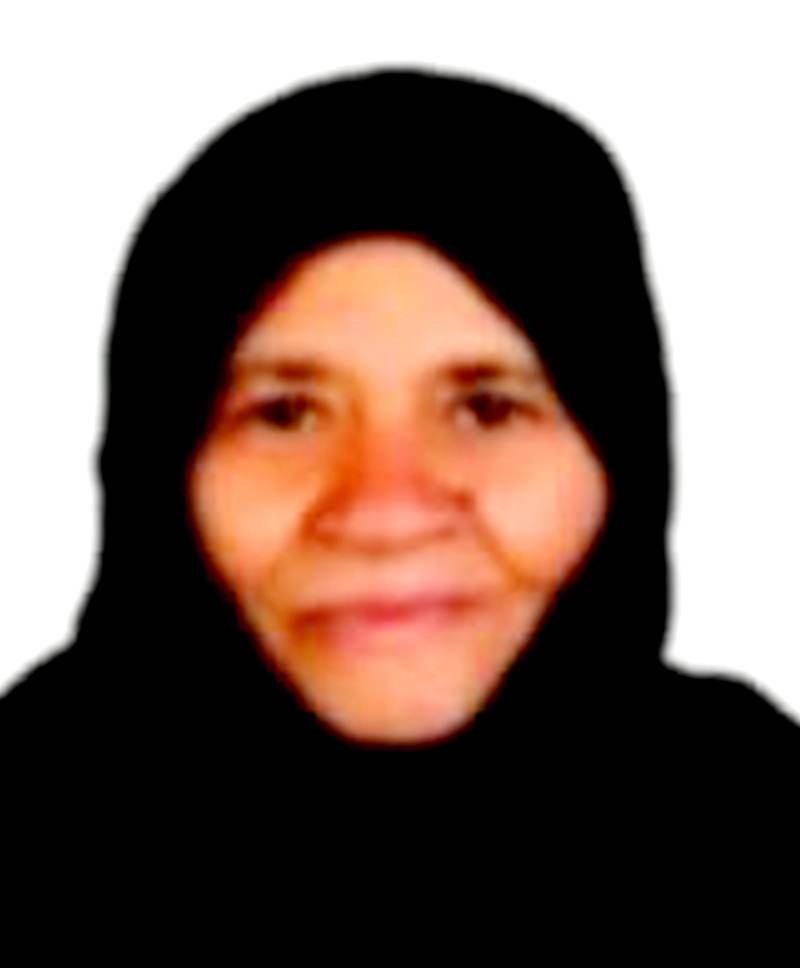 معتمرة من نجع حمادي