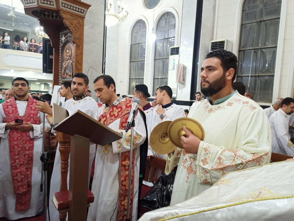 صلاة قداس عيد القيامة