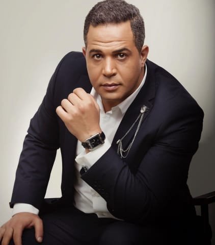 الفنان مصطفى درويش