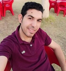 وفاة مدرس في نجع حمادي