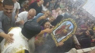 صلاة كنائس الرحمانية في نجع حمادي