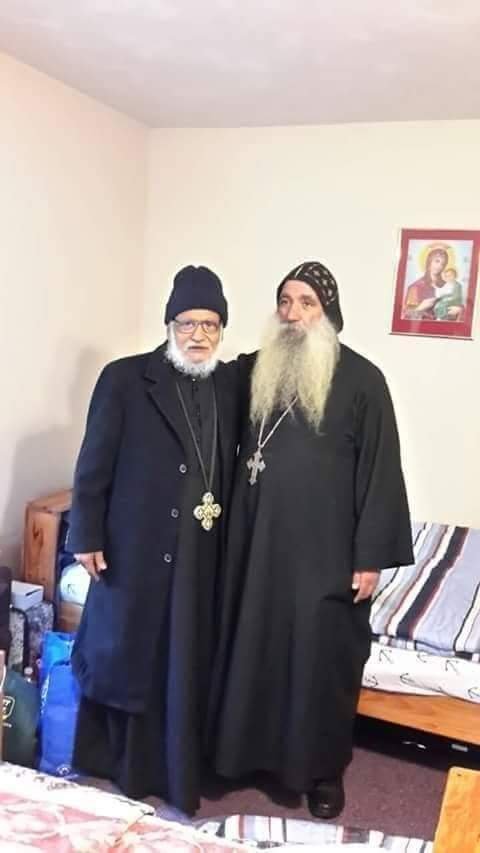 القمص باخوميوس في نجع حمادي