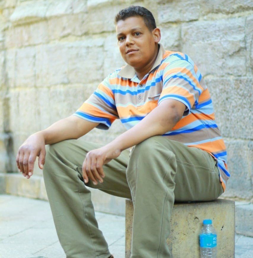 وفاة معلم من نجع حمادي