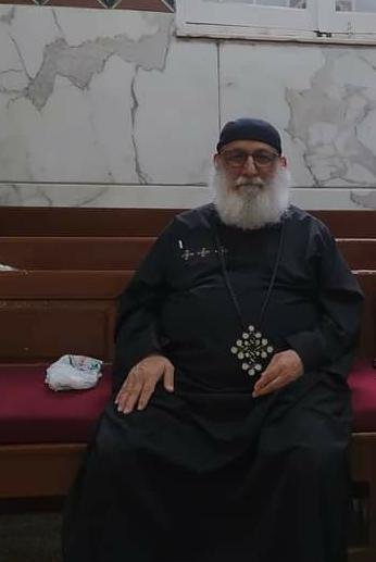 كاهن كنيسة ماريوحنا حنا بنجع حمادي