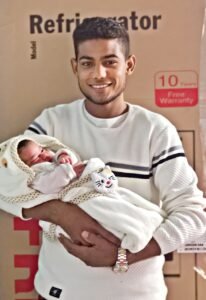 طالب كلية التمريض في جامعة جنوب الوادي بـ قنا