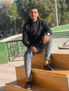 طالب كلية الزراعة في قنا