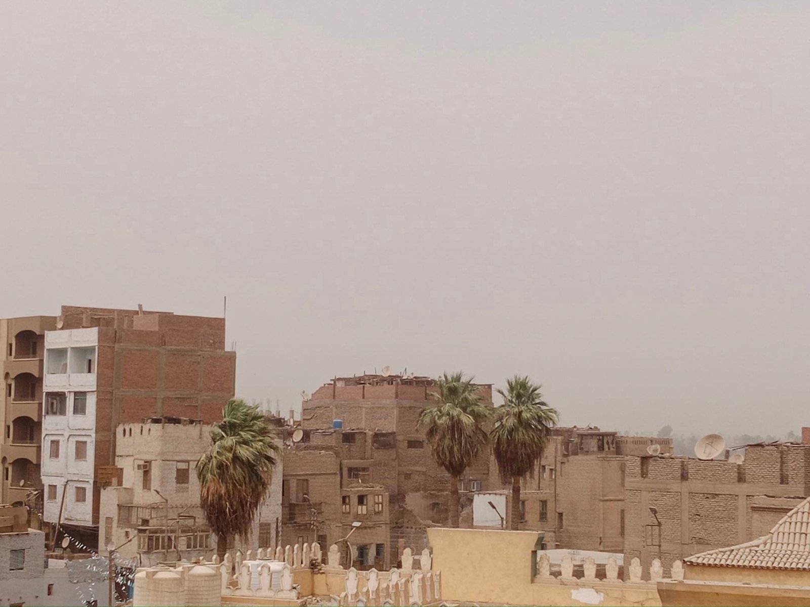 حالة الطقس في قنا