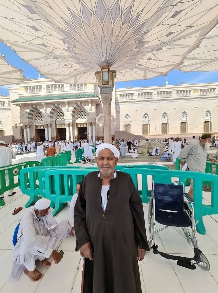 ابن قرية الشاورية في نجع حمادي