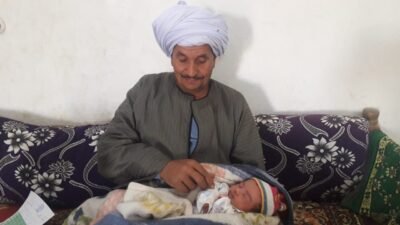 أول مولودة في مصر من أبوتشت بقنا