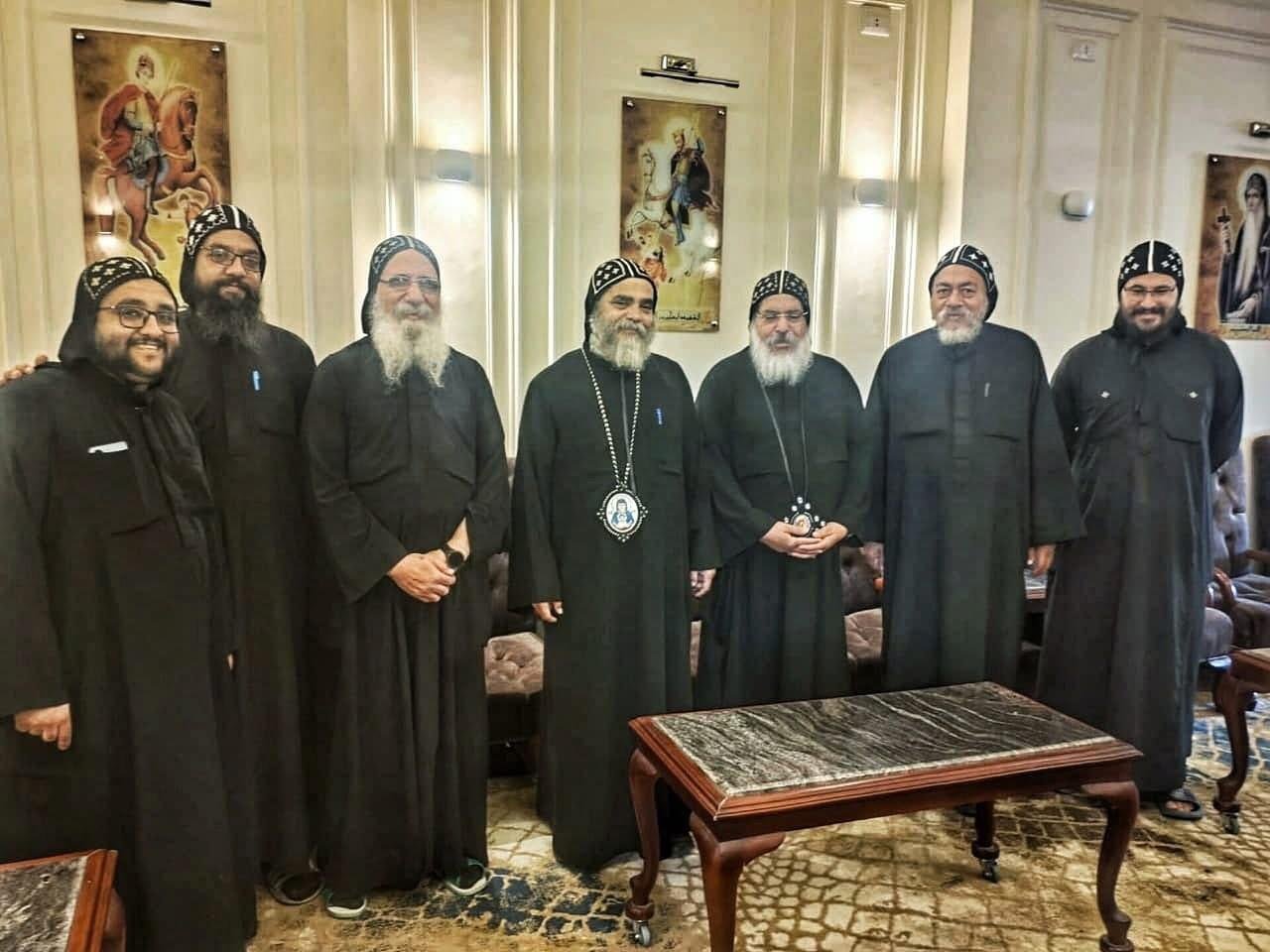 صورة من لقاء الأنبا بضابا والأنبا إقلاديوس بدير الأنبا باخوميوس بالأقصر