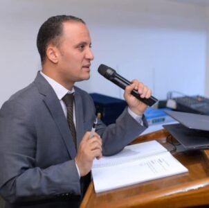 الدكتور هشام سعد