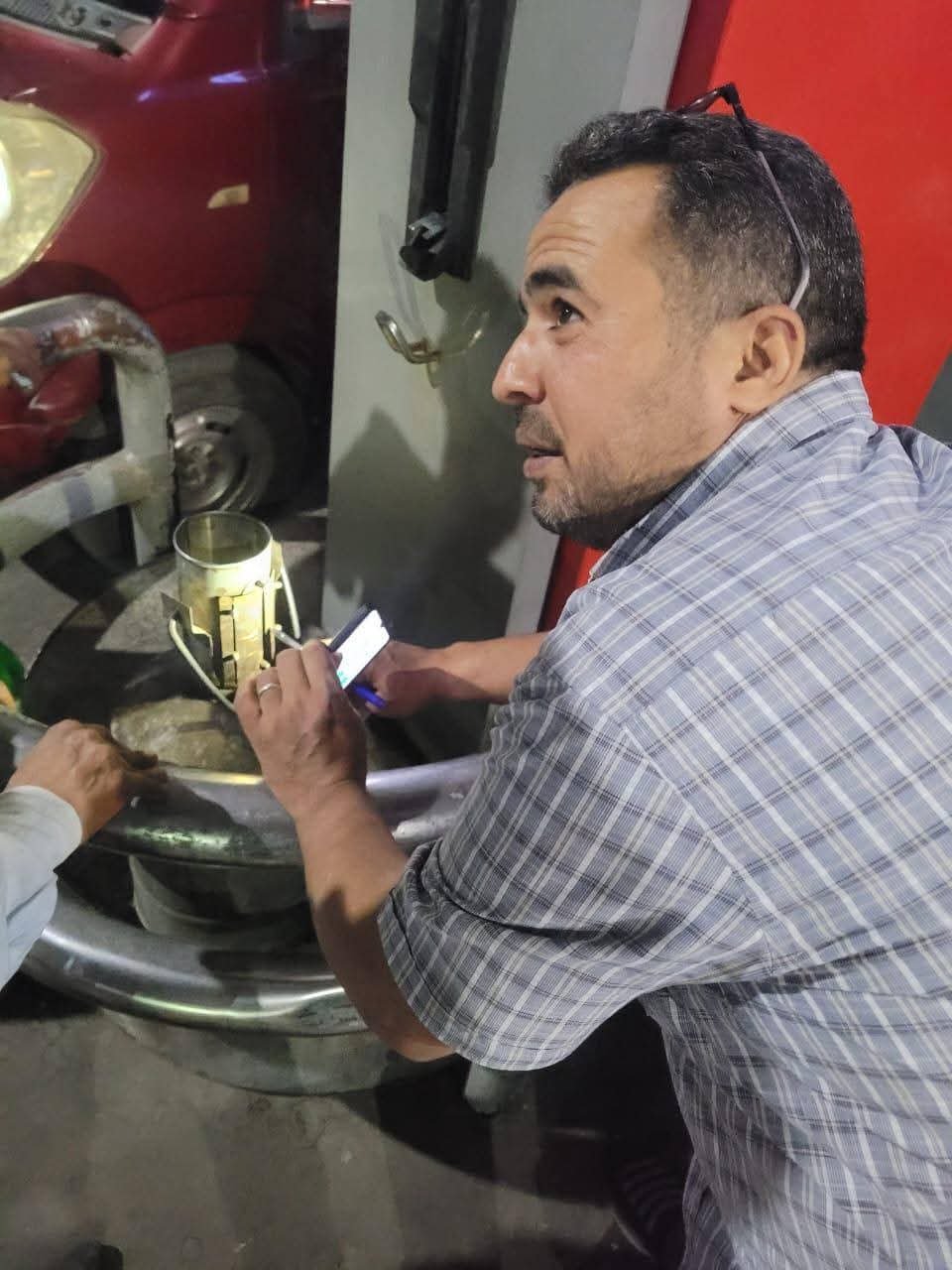 حملات مكثفة على محطات الوقود