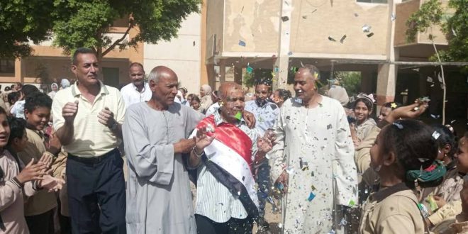 ممر شرفي للمعلم عبدالناصر محمود