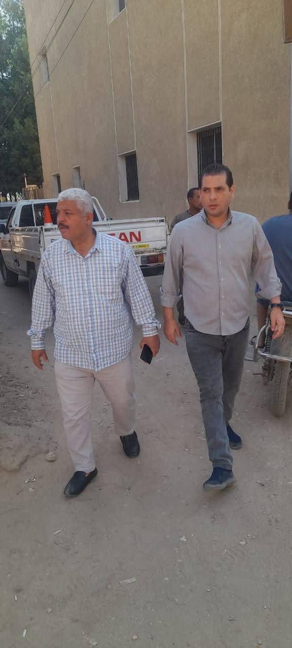 الأستاذ حاتم يمنى