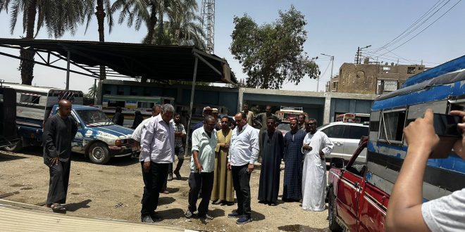 انهيار موقف سيارات قوص