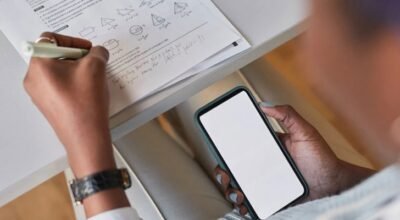 الغش بالهاتف_صورة أرشيفية