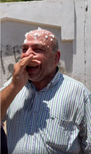 ولي أمر في نجع حمادي يطلق الزغاريد