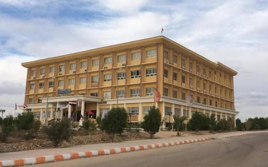 كلية الإعلام جنوب الوادي