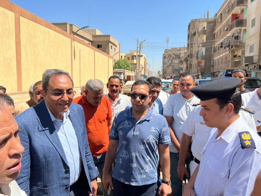 نقل الباعة الجائلين إلى السوق الحضاري