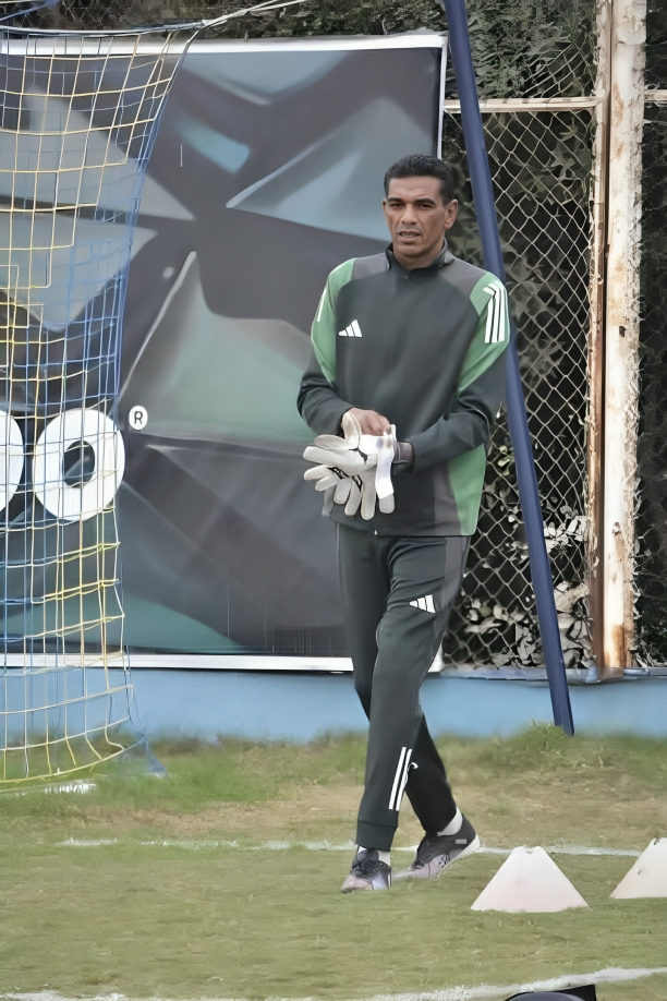 الكابتن نور الزاكي