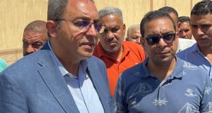 محافظ قنا
