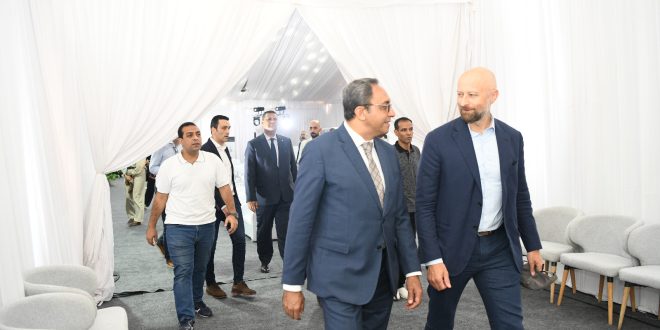 محافظ قنا والسفير النرويجي